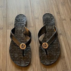 Tory Burch size 8 black flip flops